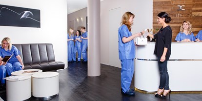 Schönheitskliniken - Brustvergrößerung - Dorow Clinic - Dorow Clinic Schönheitsklinik-Zahnklinik Waldshut-Tiengen